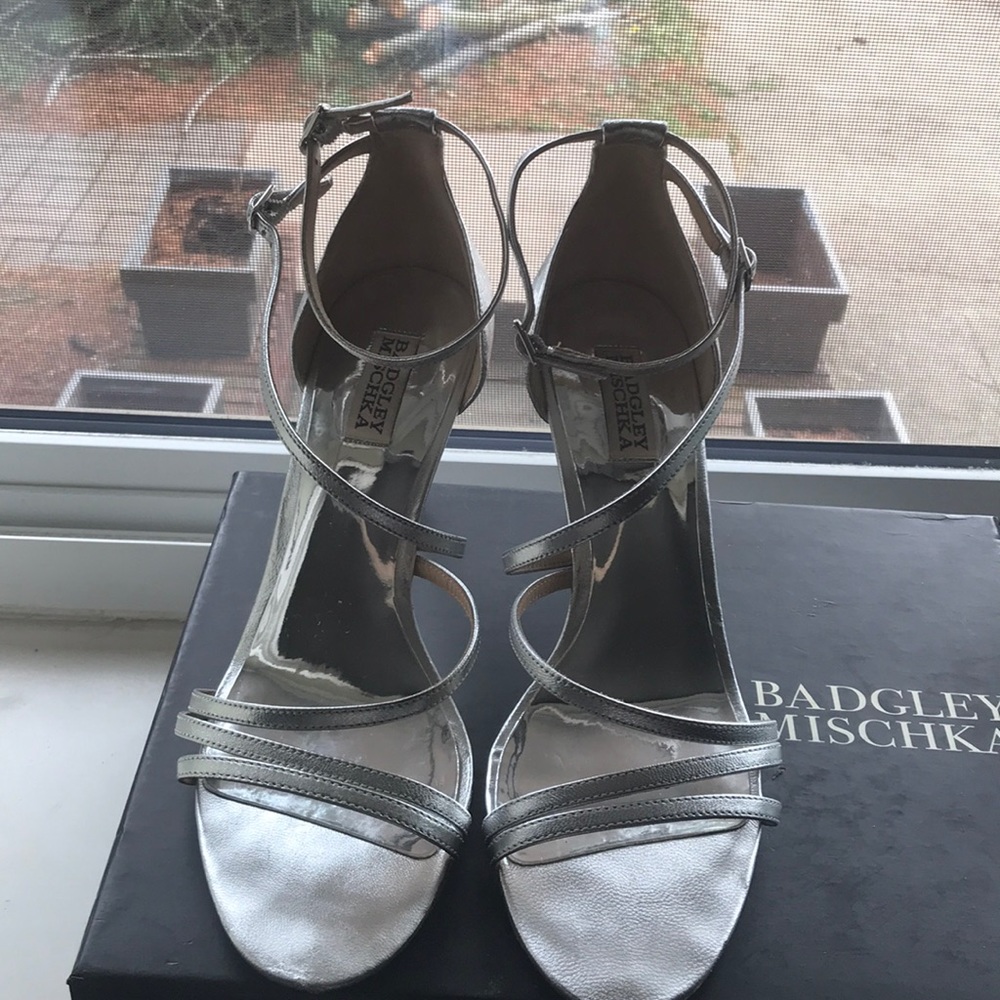 Badgley Mischka metallic evening shoes